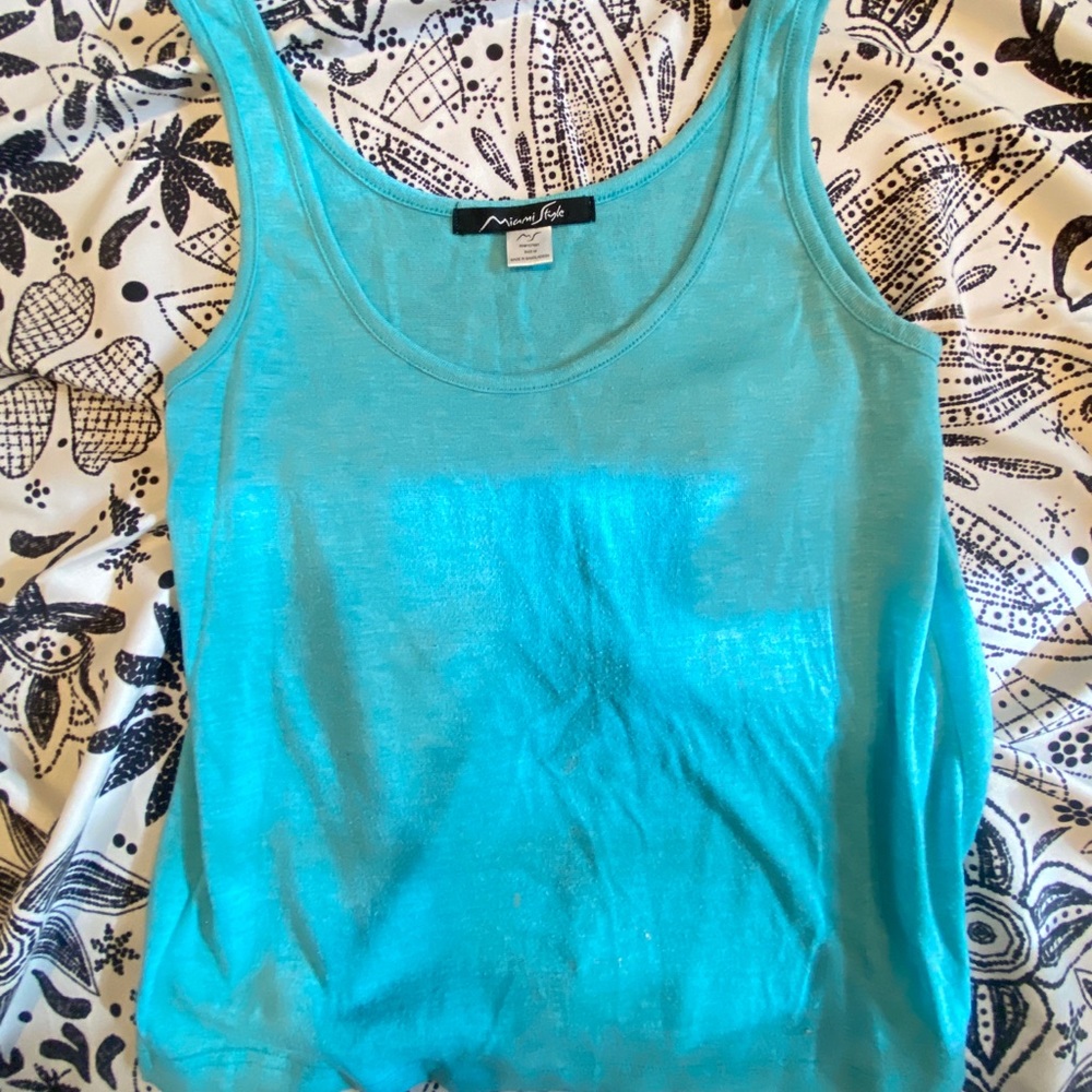 Tank top shirt
